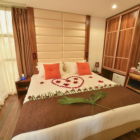 Crown Arena Hotel Hulhumale Exterior photo